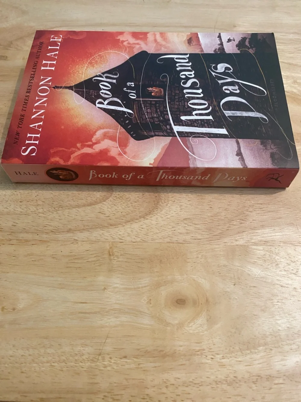 Book of a Thousand Days by Shannon Hale - Paperback Book